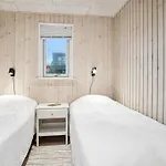 Ilsebet - 150m From The Sea By Interhome
