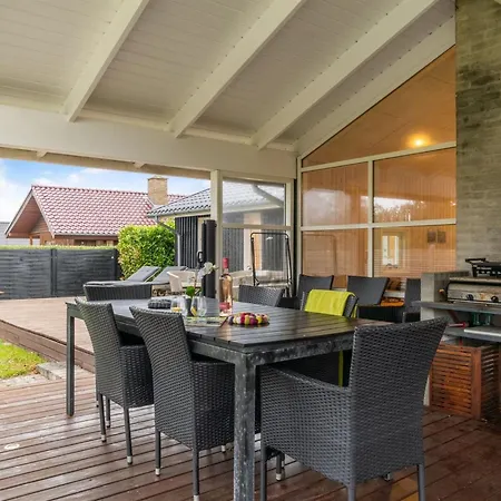 Ilsebet - 150m From The Sea By Interhome Børkop