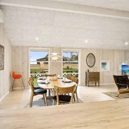 Ilsebet - 150m From The Sea By Interhome